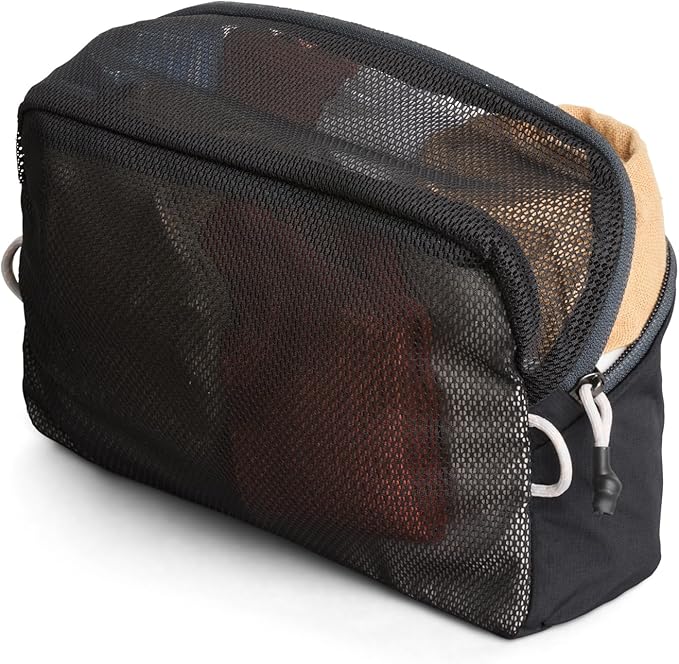 Bellroy Packing Cube 4L (Organizer Packing Pouch with Internal Zip Pocket and Durable, Lightweight Design) - Black