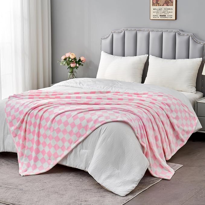 Pink Checkered Blanket, Ultra Soft Fleece Checkered Throw Blankets for Couch Bed and Travel, Luxury Throws for All Seasons, 60x80 Inch, Pink