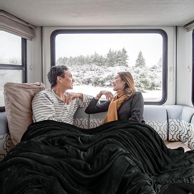 Utopia Bedding Sherpa Blanket Twin Size (Black, 60x80 Inches) - Soft Lightweight Plush Fleece Reversible Winter Blanket for Bed, Sofa, Couch, Camping and Travel