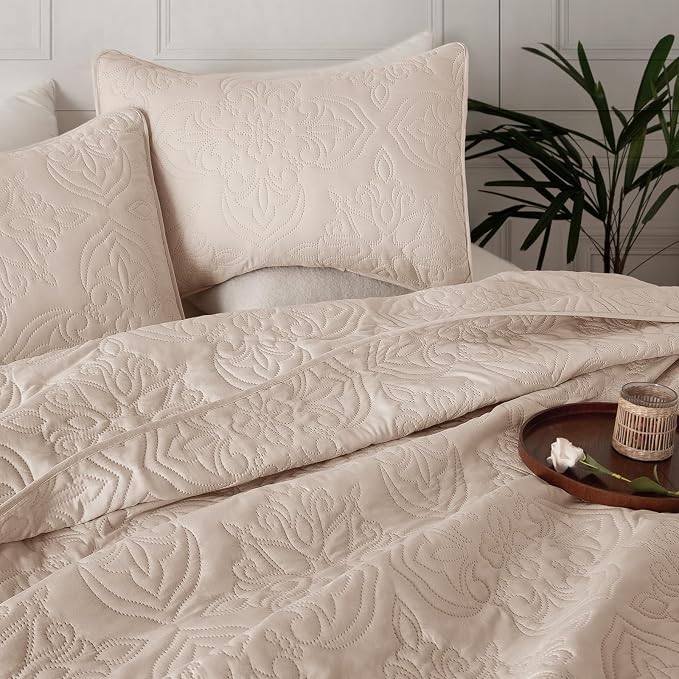Whale Flotilla Queen Quilt Bedding Set Vintage Damask Reversible Bedspread | Suitable for Bed, 3 Pieces Brich Beige Lightweight Breathable Quilts Queen Size, Ultrasonic Coverlet with 2 Pillow Shams