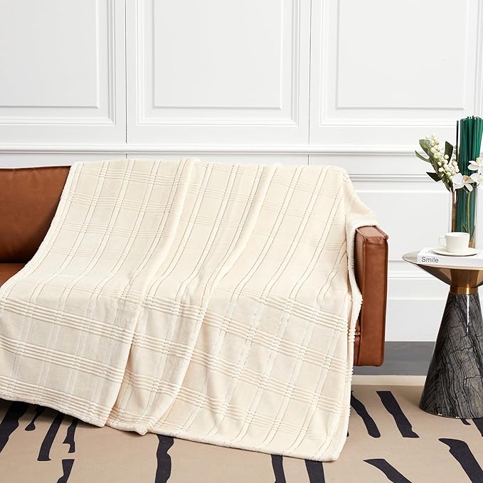 Soft Cozy Plaid Fleece Throw Blanket, 50x60 Inches – 3D Jacquard Diamond Design, Lightweight Blanket for Couch, Sofa, Camping & Travel, Khaki