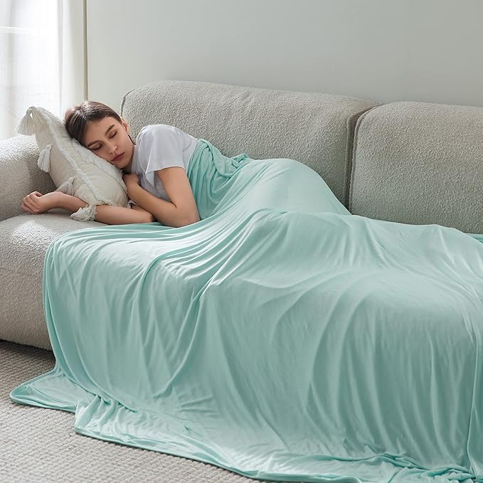 Bedsure Green Cooling Blanket Queen Size for Hot Sleepers - Summer Cold Blanket for Queen Size Bed with Rayon Derived from Bamboo, Ice Cool Cold Arc-Chill Thin Summer Bedding Essentials, 90x90