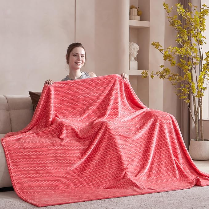 Soft Cozy Fleece Throw Blanket, 50x60 Inches – Lightweight Plush Blanket for Couch, Fuzzy 3D Jacquard Design, for Sofa, Bed & Travel, Hot Pink Chain