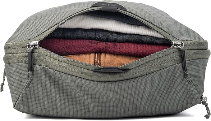 Peak Design Packing Cube, Sage, Weatherproof Luggage Cube with Dual Compartment Organization, Expansion and Compression, Zipper Opening, Travel Organizer for Men and Women, Size M