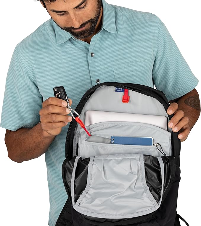Osprey Farpoint 55L Men's Travel Backpack - Carry On Bag with Personal Item Sized Detachable Daypack, Black, Extended Fit