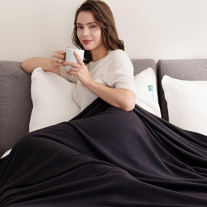 Berkshire Blanket Microfleece Queen Size Bed Blanket Black,Lightweight Soft Breathable Plush Micro Fleece Blanket for Bed Couch Sofa,90x90 Inches