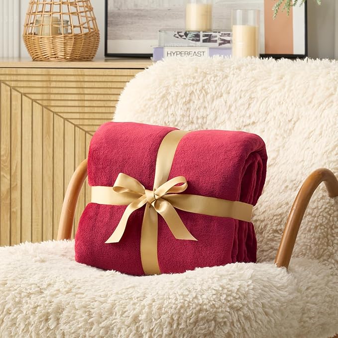 Hansleep Fleece Red Throw Blanket, Super Soft Flannel Fuzzy Plush Cozy Blanket for All Seasons, Red, Throw 50x60 Inches