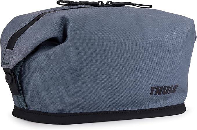Thule Aion Toiletry Bag - Water-resistant bag for toiletries, makeup & shaving essentials - Removable liquids bag included - Easy to clean - Snap loop for easy hang - Waxed, PFC-free fabric