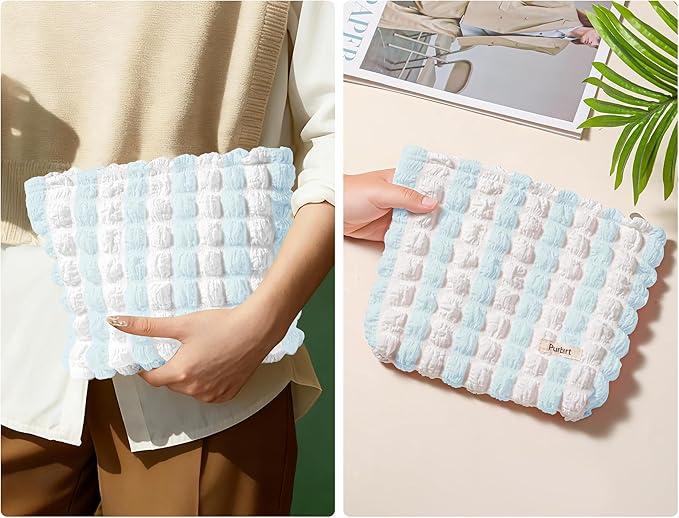 Makeup Bag, Bubble Cloud Travel Cosmetic Bag Organizer, Large Capacity Toiletry Make Up Bags with Zipper for Women and Girls, Blue - White