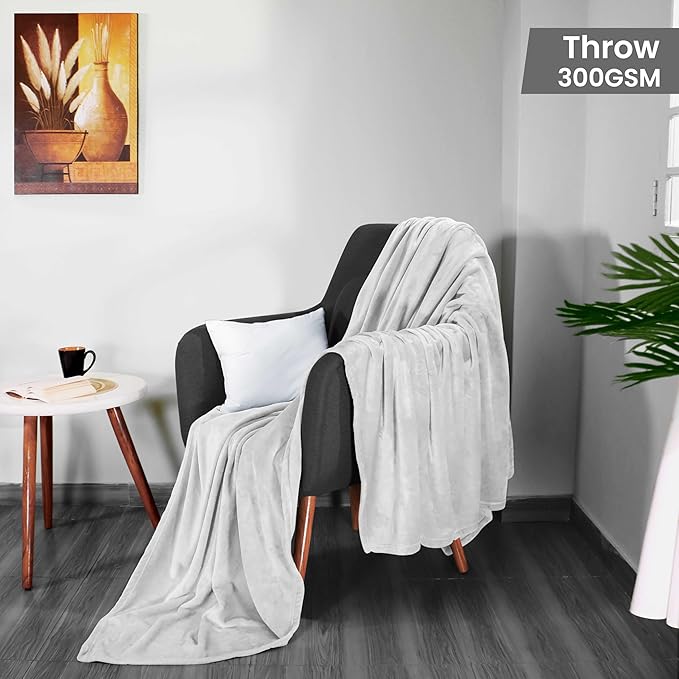 Utopia Bedding Fleece Blanket Throw Size White 300GSM Luxury Anti-Static Fuzzy Soft Microfiber Blanket for Couch, Sofa and Bed (50x60 Inch)