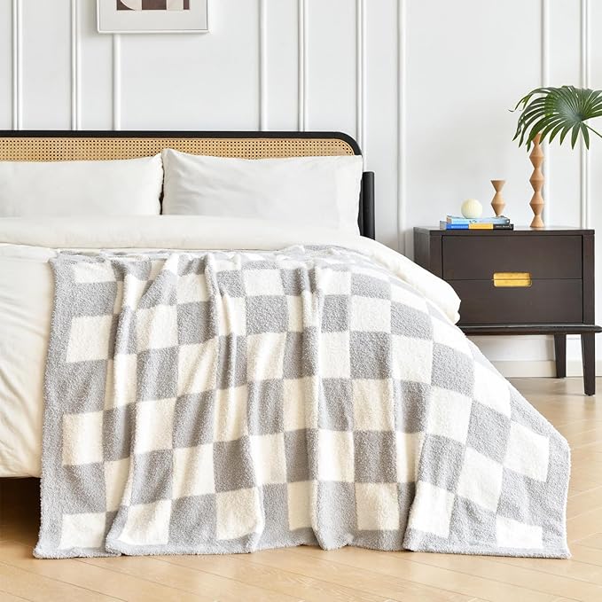 Checkered Blanket, Cozy Soft Throw Blankets for Couch Bed, Fluffy Plaid Lightweight Comfy Travel Picnic Blanket Gifts for Sofa Chair Living Room Camping (Light Grey, Throw 50"x60")