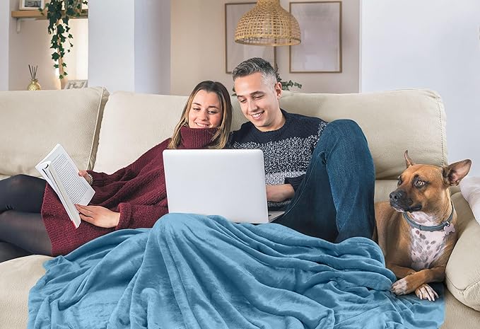 Utopia Bedding Fleece Blanket Twin Size Washed Blue 300GSM Luxury Anti-Static Fuzzy Soft Microfiber Bed Blanket (60x80 Inch)