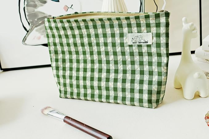 HAPPYHEIDI Large Cute Green Checker Makeup Bag with Compartment Cosmetic Travel Pouch, Nylon Fabric, Purse Organizer, Canvas Lined, Beige Plaid