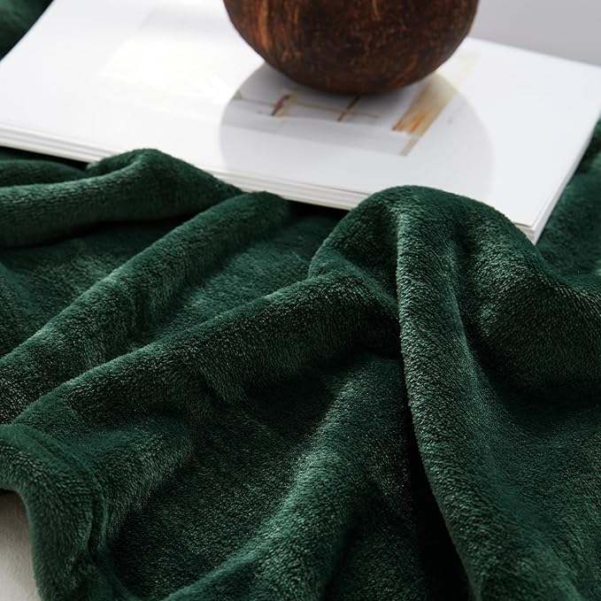 Hansleep Fleece Dark Green Full Blanket, Super Soft Flannel Fuzzy Plush Cozy Blanket for All Seasons, Dark Green, Full 84x90 Inches