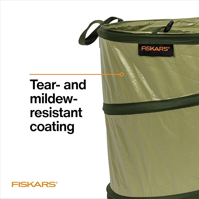Fiskars Kangaroo Collapsible Spring Up Garden Bag for Yard Waste, Grass, Branches & Weeds, Tear & Mildew Resistant Vinyl-Coated Polyester, Folds Flat to 3 Inches for Space-Saving Storage, 30 Gallon