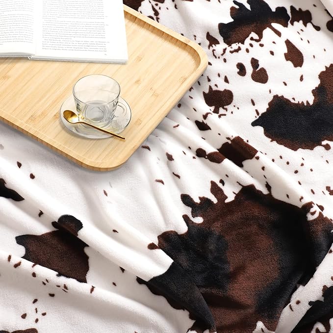 Flannel Cow Print Blanket 60"x80", Ultra Cozy Cow Throw Blanket for Couch Bed and Travel, Cow Decor Throw Blankets for Bed, All Seasons Twin Size Blanket 60"x80"