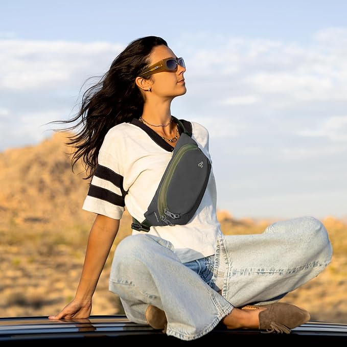 Travelon Anti-Theft The Voyages Waist Pack