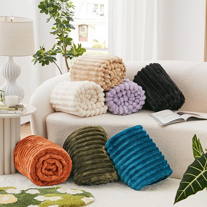 EXQ Home Fleece Blanket Twin Size for Couch or Bed - 3D Stripe Jacquard Decorative Blankets - Cozy Soft Lightweight Fuzzy Flannel Blanket Suitable for All Seasons(60"×80",Dark Green)