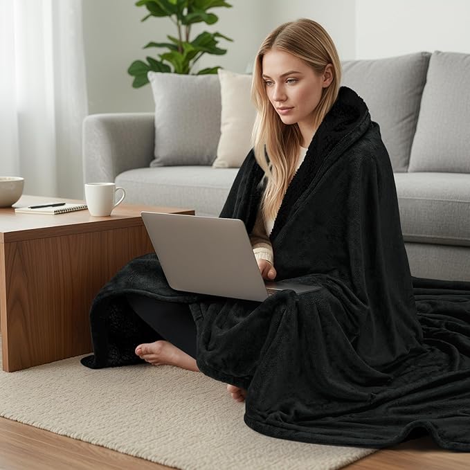 Utopia Bedding Sherpa Blanket Twin Size (Black, 60x80 Inches) - Soft Lightweight Plush Fleece Reversible Winter Blanket for Bed, Sofa, Couch, Camping and Travel