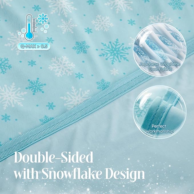 OIGAE Cooling Blanket for Hot Sleepers - Soft & Lightweight Summer Cold Blanket for Night Sweats | Perfect for Bed, Couch, Sofa (Green, Queen 90" x 90")