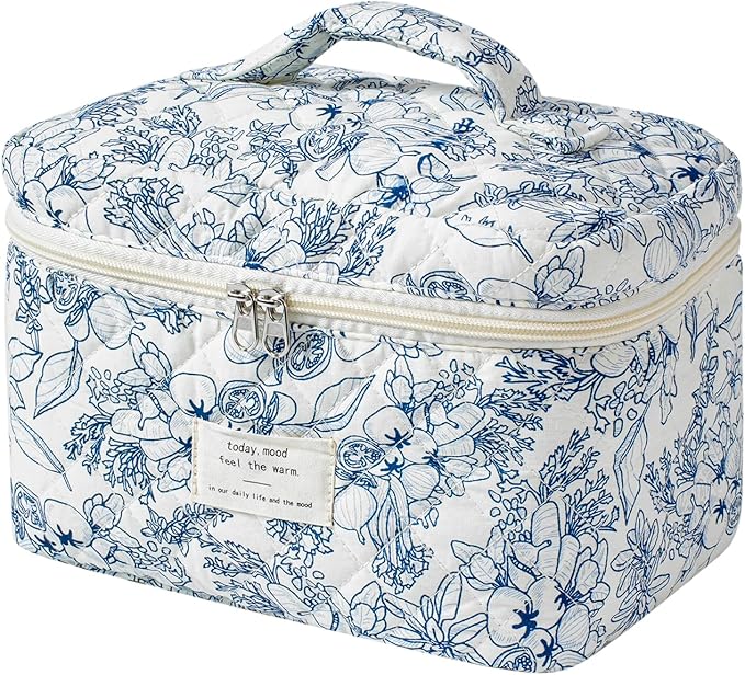 uekeboag Large Travel Quilted Makeup Bag for Women, Floral Cotton Cosmetic Bag, Coquette Aesthetic Floral Toiletry Organizer Bag
