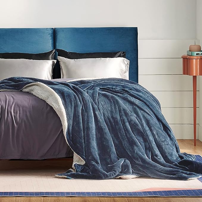 Bedsure GentleSoft Sherpa Fleece Blanket Queen Size for Bed, Non-Heated, Thick and Warm Throw for Women and Men, Soft Fuzzy Plush Queen Blanket for Winter, Slate Blue, 90x90 Inches
