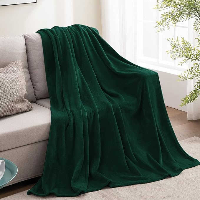 BEDELITE Fleece Blanket Twin Size Forest Green Throw Blankets for Couch & Bed, 300GSM Luxury Plush Cozy Fuzzy Blanket 60x80 inches, Super Soft Warm Lightweight Throw Blanket for Travel Camping