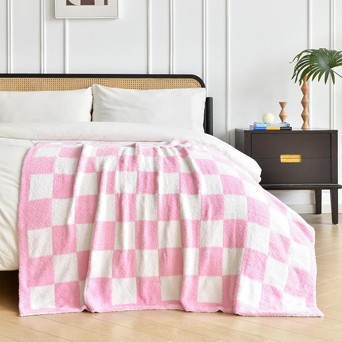 Checkered Blanket, Cozy Soft Throw Blankets for Couch Bed, Fluffy Plaid Lightweight Comfy Travel Picnic Blanket Gifts for Sofa Chair Living Room Camping (Pink, Twin 60"x80")