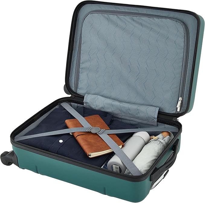 Travelers Club Skyline 22" Carry-On Spinner Luggage, Rain Forest