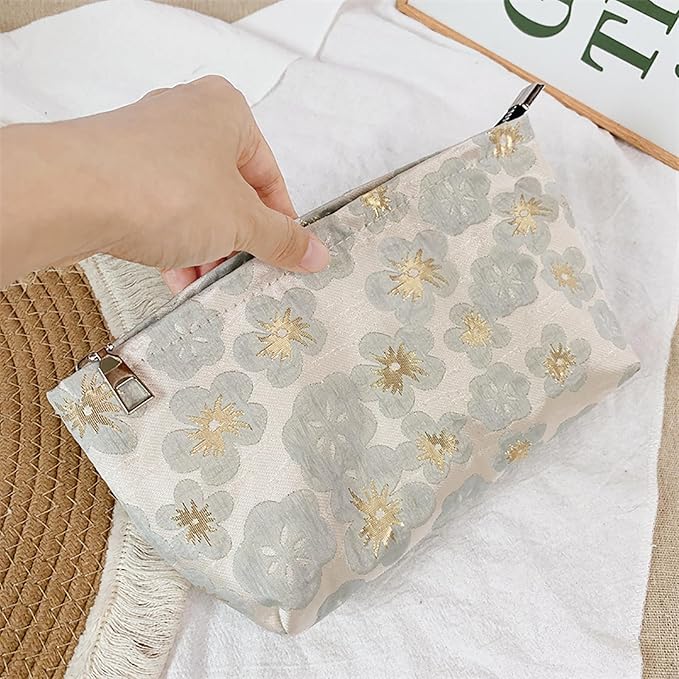 HAPPYHEIDI Small Cute Vintage Floral Makeup Bag Purse Pouch, Accessory Organizer, Metal Zipper, Aesthetic Textured Fabric, Golden Beige Medium