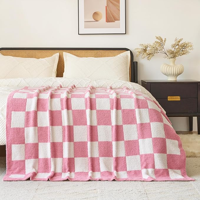 Checkered Blanket, Cozy Soft Throw Blankets for Couch Bed, Fluffy Plaid Lightweight Comfy Travel Picnic Blanket Gifts for Sofa Chair Living Room Camping (Checkered Pink, Twin 60"x80")