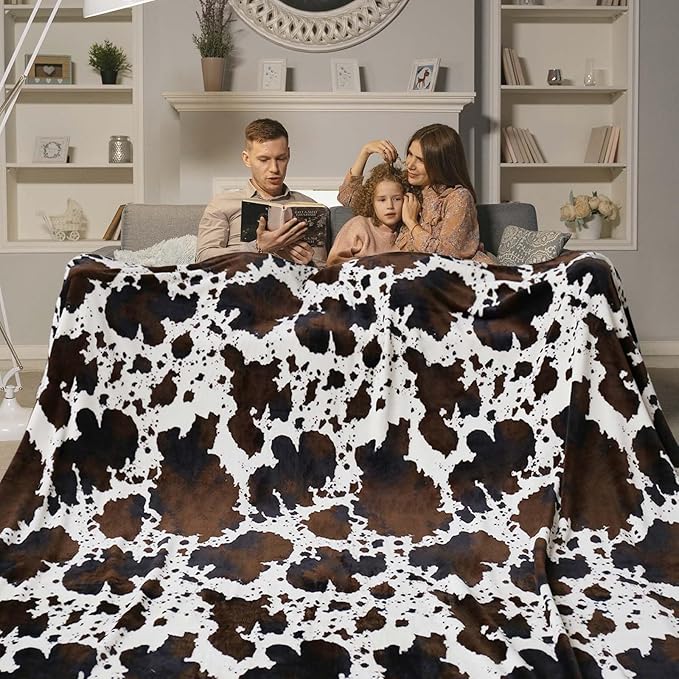 Bnuitland Cow Print Throw Blanket, Large Size 90x90 Inches with Storage Pouch, 300 GSM Double Sided Lightweight Fuzzy Decor, Super Soft Cozy Gift Flannel Fleece Blanket for Bed/Sofa/Couch/Outdoor