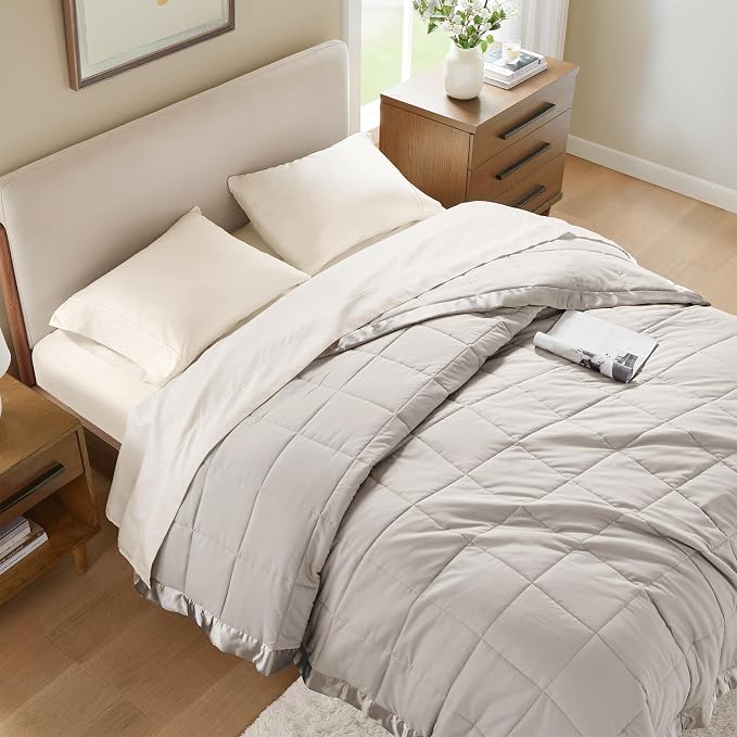 Madison Park Windom Down Alternative Blanket, Premium 3M Scotchgard Moisture Wicking Treatment, Lightweight and Soft Bed Cover For All Season, Satin Trim, Grey Twin | Lightweight Windom Blanket Premium 3M Scotchgard Moisture Wicking Treatment, OEKO TEX...