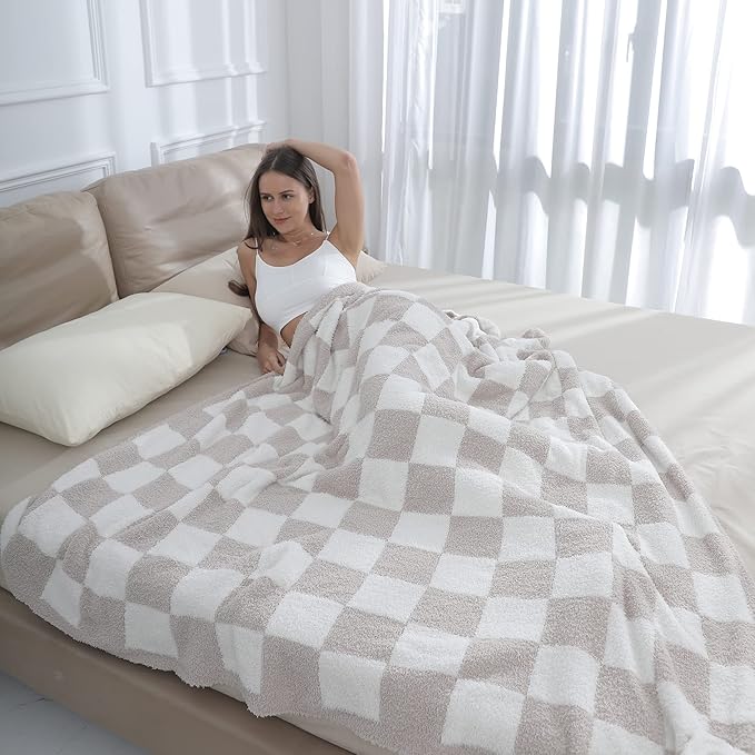 bearberry Fuzzy Checkerboard Grid Throw Blanket Knitted Soft Cozy Warm Microfiber Bed Blanket Decor for Couch Sofa Bed Travel Home (Cream, 60''x80'')