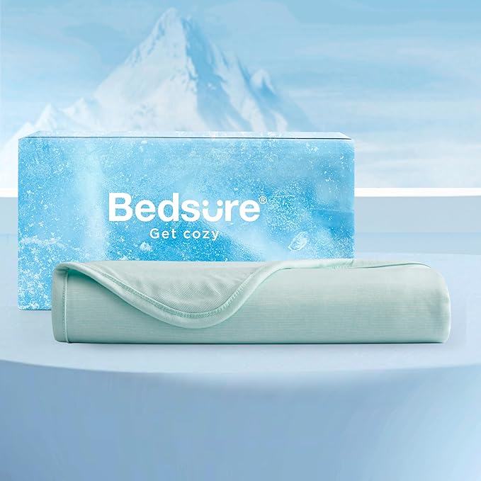 Bedsure Green Cooling Blanket Full Size for Hot Sleepers - Summer Blanket Full Size Cold Bed Cool Arc-Chill Thin Ice Cooled Bedding with Rayon Derived from Bamboo Night Sweats Hot Flashes, 80x90