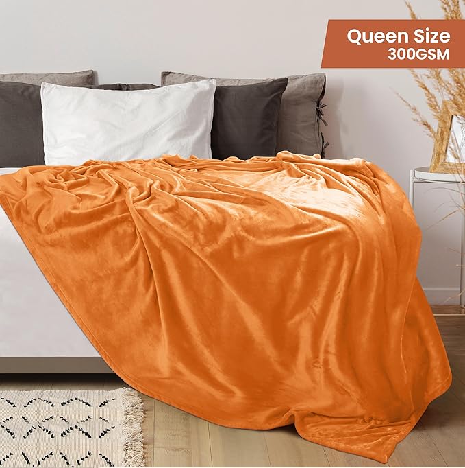 Utopia Bedding Fleece Blanket Queen Size Burnt Orange 300GSM Luxury Fuzzy Soft Anti-Static Microfiber Bed Blanket (90x90 Inch)