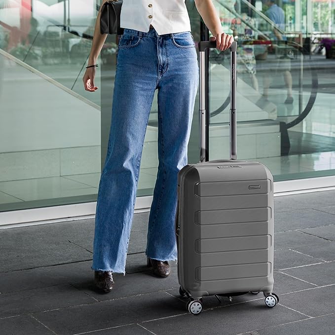 Traveler's Choice Pagosa Hardshell Expandable Luggage with Spinner Wheels, Gray, 3-Piece Set (22/26/30)