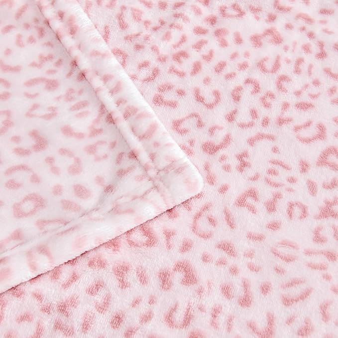 Leopard Print Blanket Fleece Throw for Bed Sofa Travel and Camping, Super Soft Cozy Fluffy Plush Cheetah Print Blanket for All Seasons 50"x60" (Light Pink)