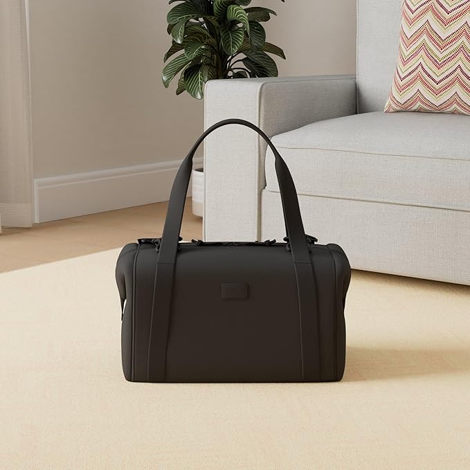 Fit & Fresh Neoprene Weekender Bag for Women – Carry-On Friendly Travel Duffel with Expandable Sides, Trolley Sleeve & Pockets – Lightweight, Water-Resistant Overnight Bag for Weekend Trips + Gym