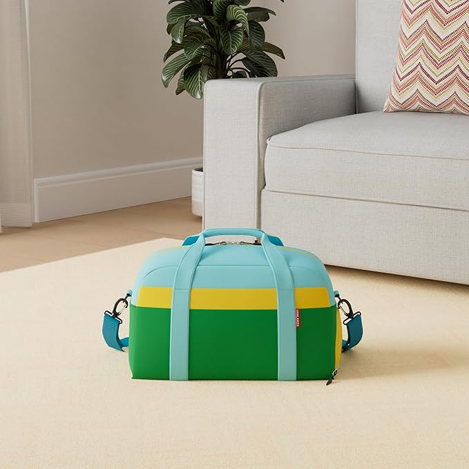 HawLander Kids Duffle Bag for Boys or Girls, Fit Sports Practice, or Overnight Travel Weekend (Green)
