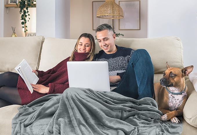 Utopia Bedding Fleece Blanket Twin Size Ash Grey (60x80 Inches) Ultra Soft Warm Lightweight Microfiber Breathable Anti-Static Cozy Winter Bed Blanket, All-Season Home Decor Gift for Men & Women
