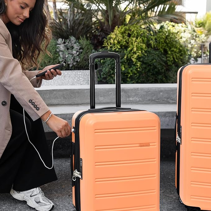 Travel Select Snowcreek Hardside Expandable Spinner w/USB Port, Tangerine, 21-Inch Carry-on