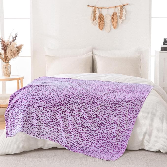 Bnuitland Purple Leopard Print Flannel Throw Blanket, 300 GSM Double Sided Fuzzy Fluffy for Bed Sofa Couch Travel, Super Soft Lightweight Cheetah Print Blanket for Adultsa and Kids, 50×60 inch
