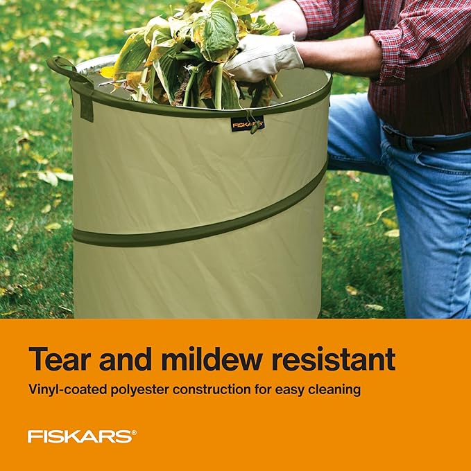 Fiskars Kangaroo Collapsible Spring Up Garden Bag for Yard Waste, Grass, Branches & Weeds, Tear & Mildew Resistant Vinyl-Coated Polyester, Folds Flat to 3 Inches for Space-Saving Storage, 30 Gallon