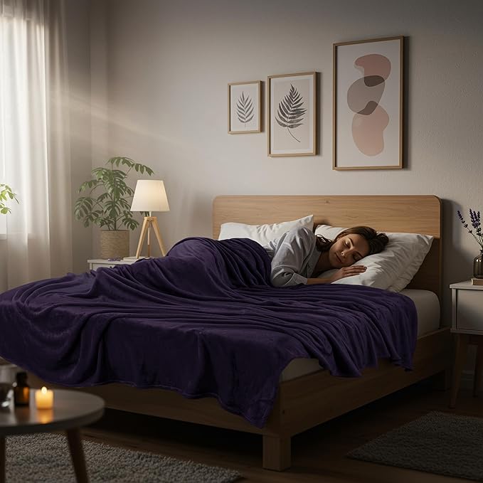 Utopia Bedding Fleece Blanket Throw Size Purple 300GSM Luxury Anti-Static Fuzzy Soft Microfiber Blanket for Couch, Sofa and Bed (50x60 Inch)
