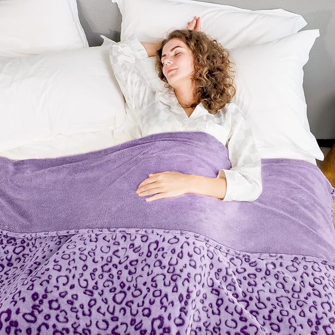 Purple Leopard Print Blanket for Women, Soft Plush Cheetah Blanket, King Size Fleece Blanket for Bed Couch, Home Decor Bedroom Living Room Decor, Mothers Day Birthday Gifts for Mom Grandma