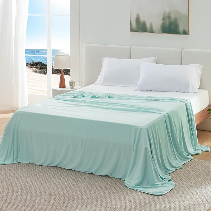 Bedsure Green Cooling Blanket Full Size for Hot Sleepers - Summer Blanket Full Size Cold Bed Cool Arc-Chill Thin Ice Cooled Bedding with Rayon Derived from Bamboo Night Sweats Hot Flashes, 80x90
