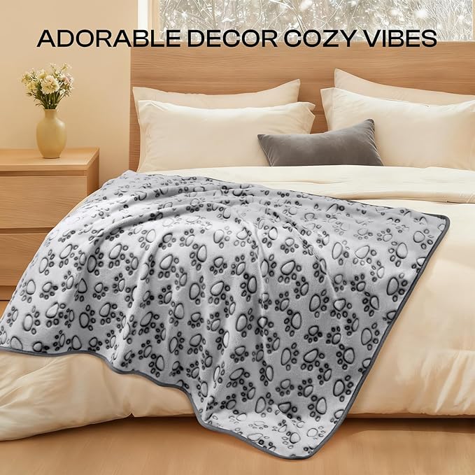 Luciphia Premium Soft Dog Blanket for Small Medium Large Dogs Washable 300GSM Fluffy Warm Fleece Puppy Cat Paw Print Pet Flannel Pcs2 Grey Paw L(41"x31")