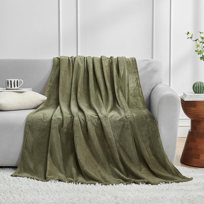 Hansleep Fleece Moss Green Throw XL Blanket, Super Soft Flannel Fuzzy Plush Cozy Blanket for All Seasons, Moss Green, Throw XL 50x70 Inches