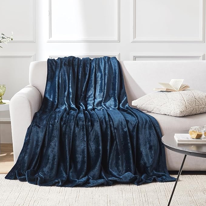 Hansleep Fleece Navy Throw Blanket, Super Soft Navy Blue Throw Blanket Flannel Fuzzy, Plush Cozy Blanket for All Seasons, Navy, Throw 50x60 Inches